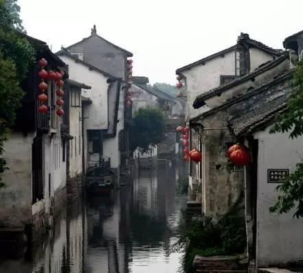 国外美女COS《铁拳8》莉莉:金发大小姐 还原度超高
